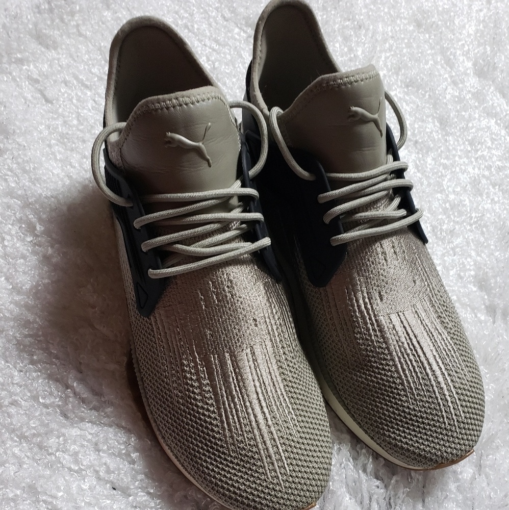 SALE!! Puma ignite sneakers